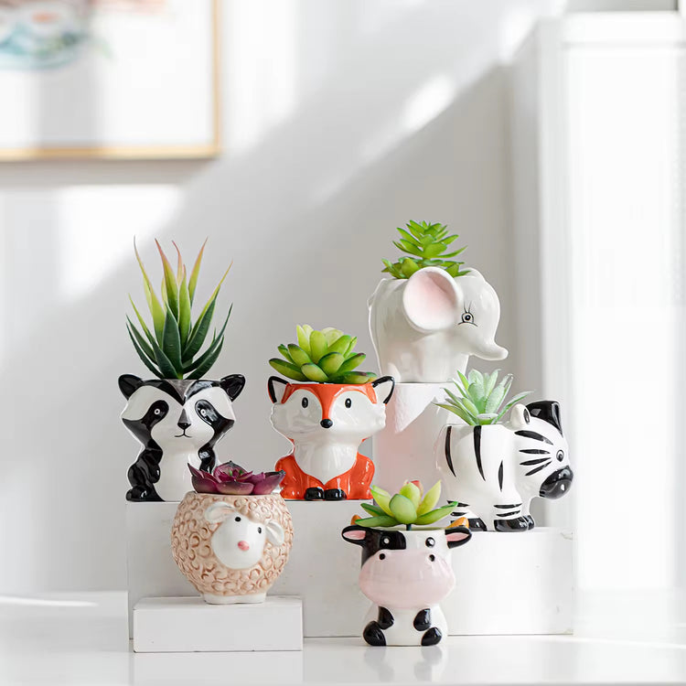 CERAMIC PLANTERS