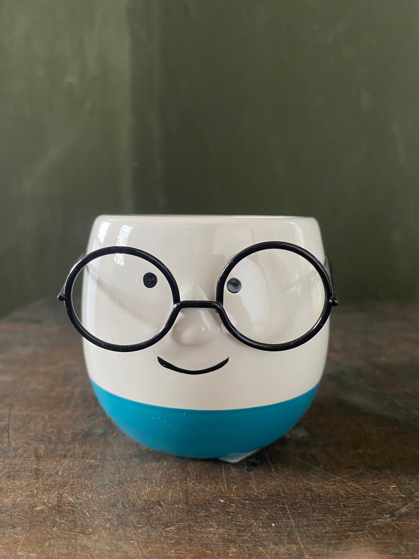 White blue specs ceramic planter