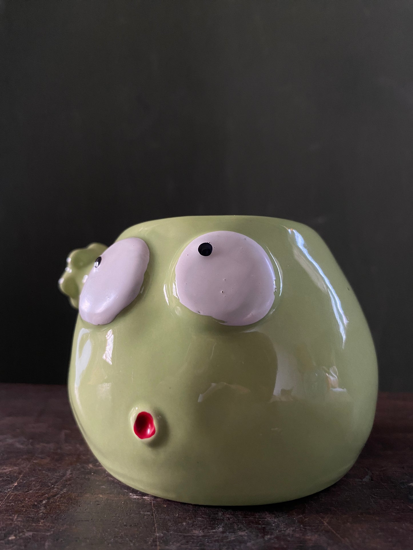 Green fish ceramic planter