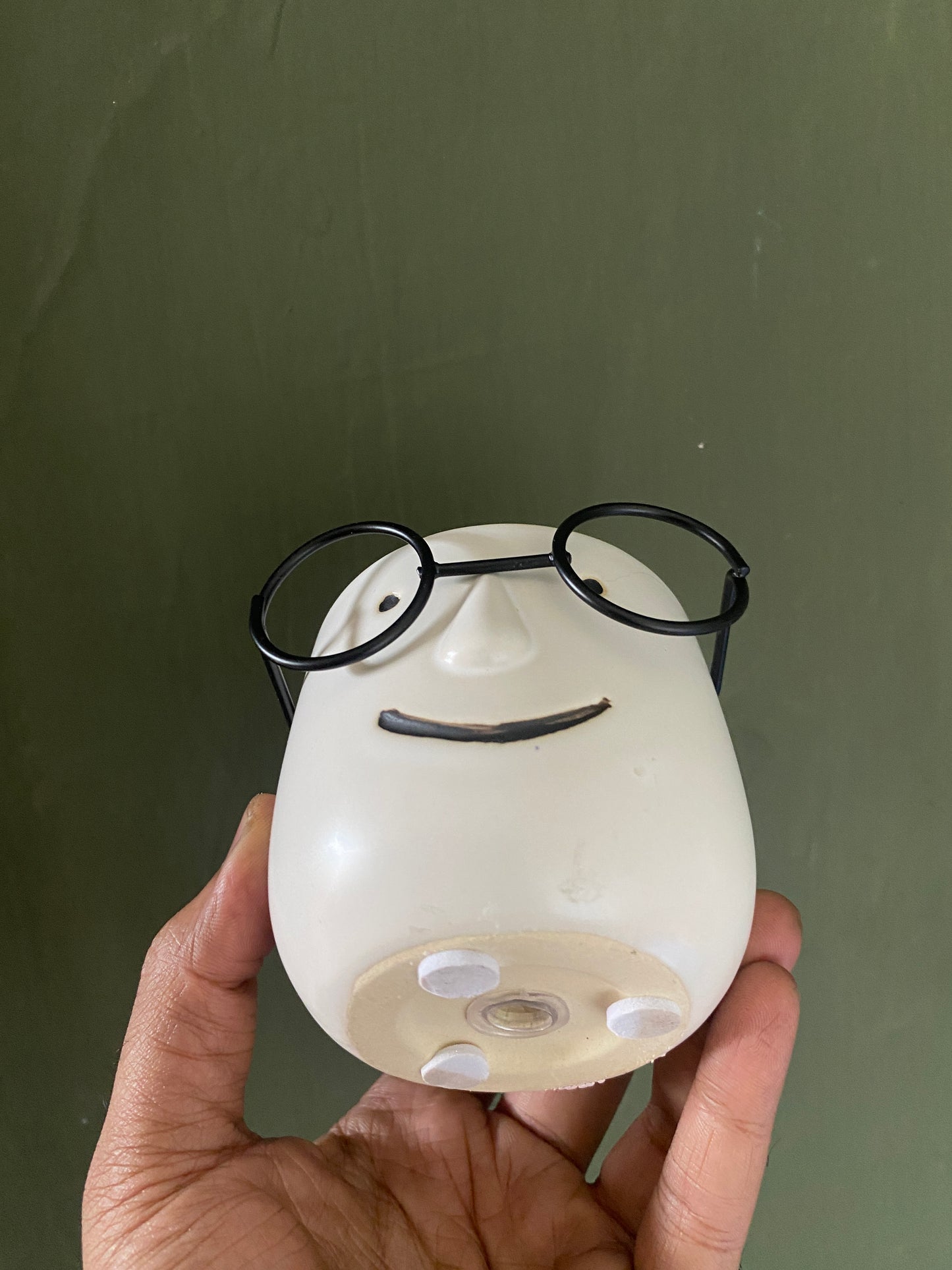 White specs ceramic planter
