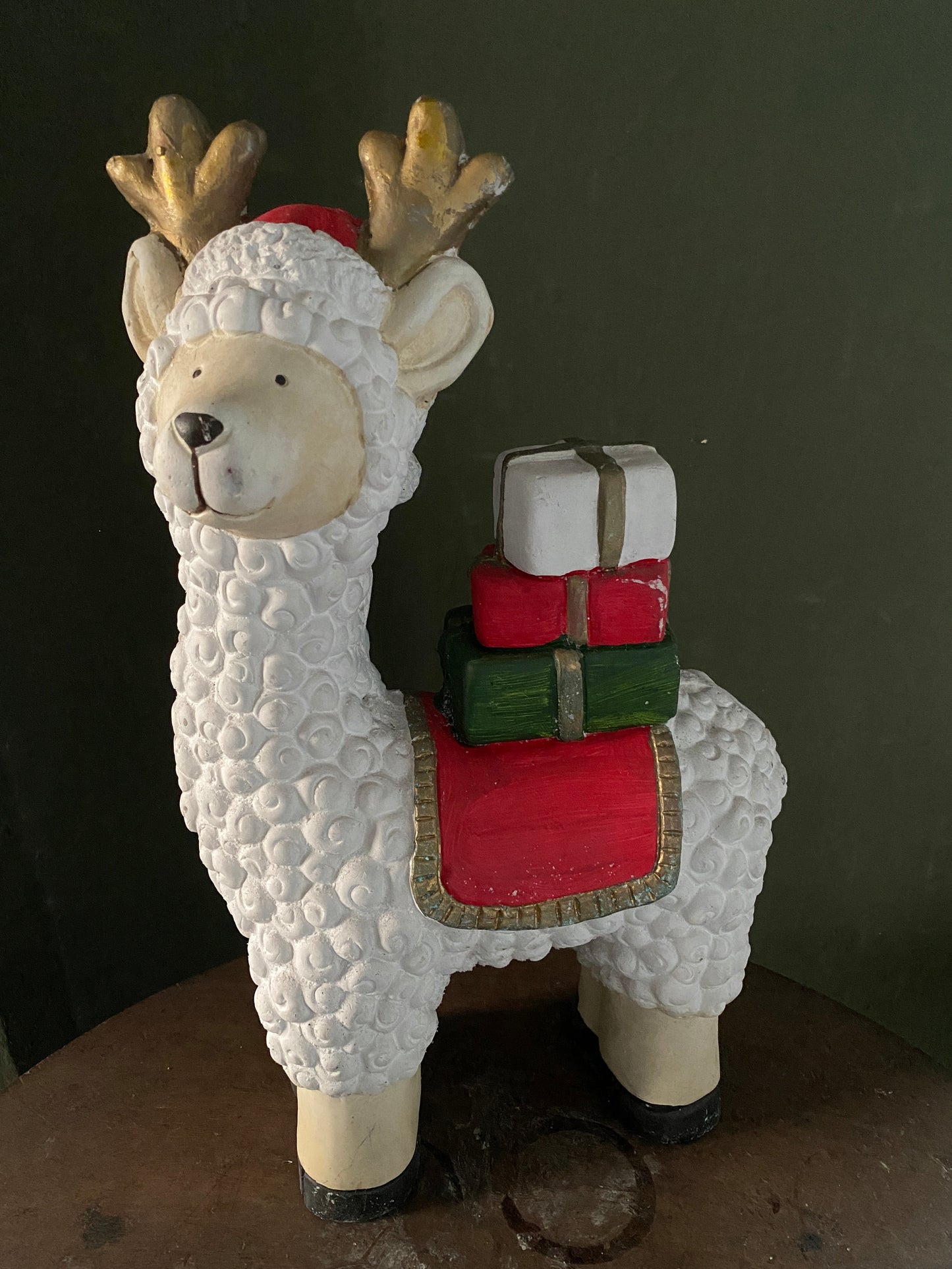 Majestic ceramic reindeer Llama Decor – A Festive Delight