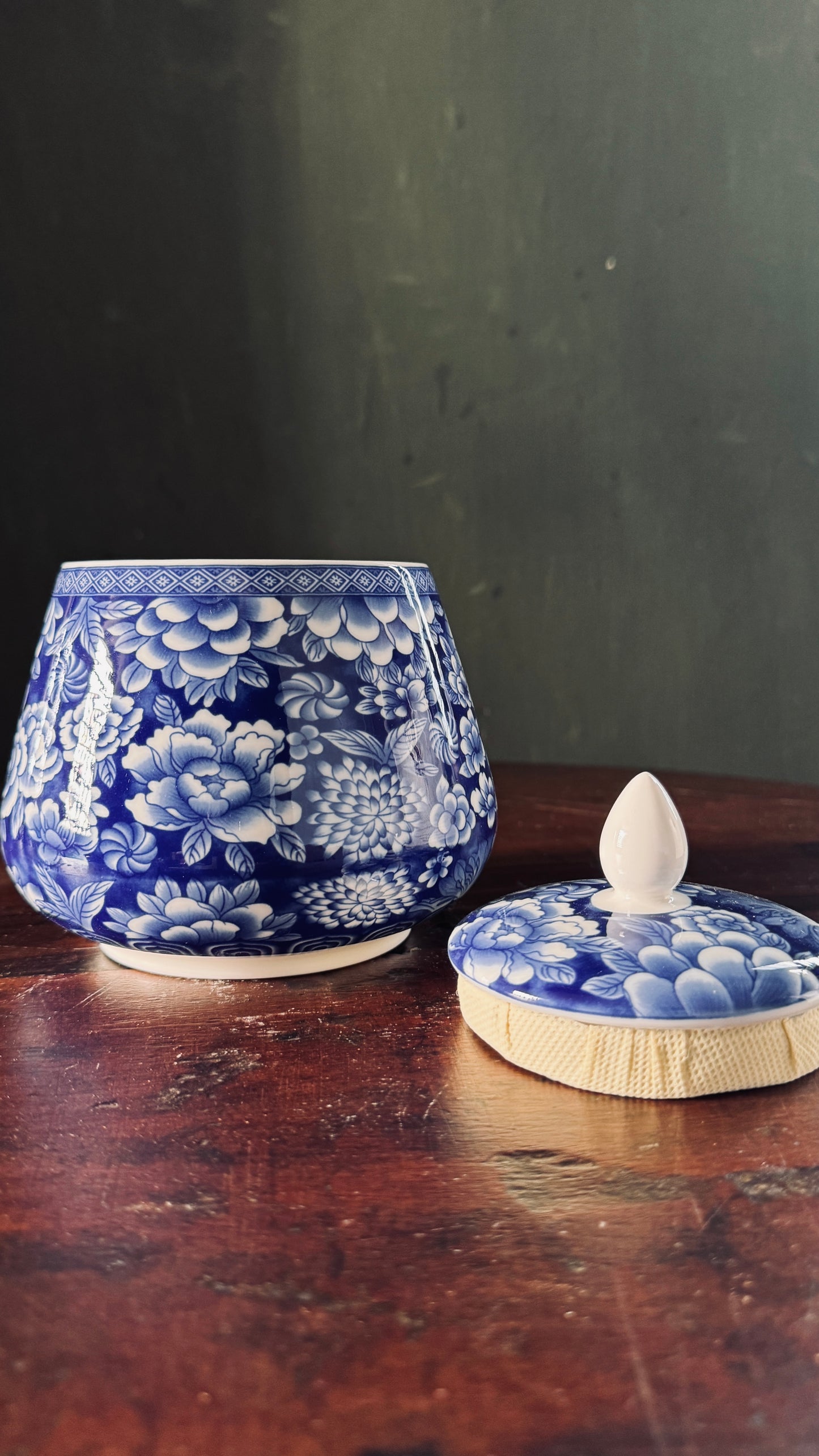 Chinese Porcelain Tea kitchen floral Jars With Lids – Ceramic Tea Storage Canisters Airtight Container for Loose Tea, Sugar, Herbs