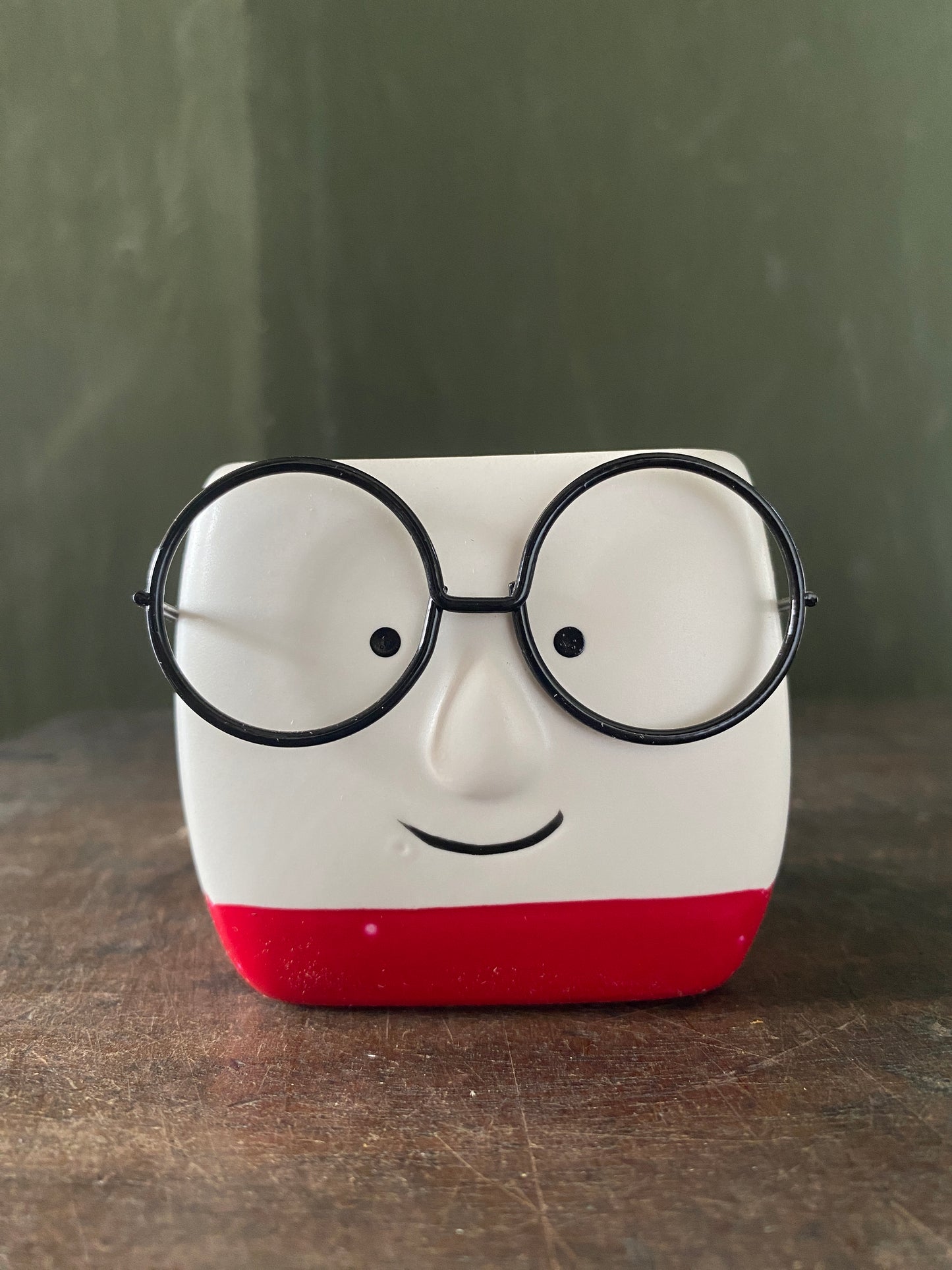 White red specs ceramic planter
