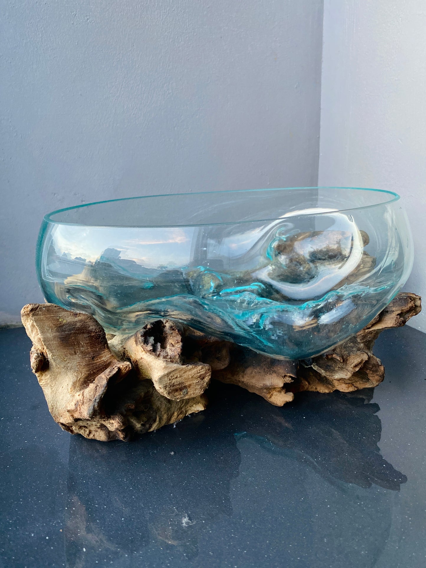 Molten Glass on polished teak Driftwood-Oceanbowl(medium)