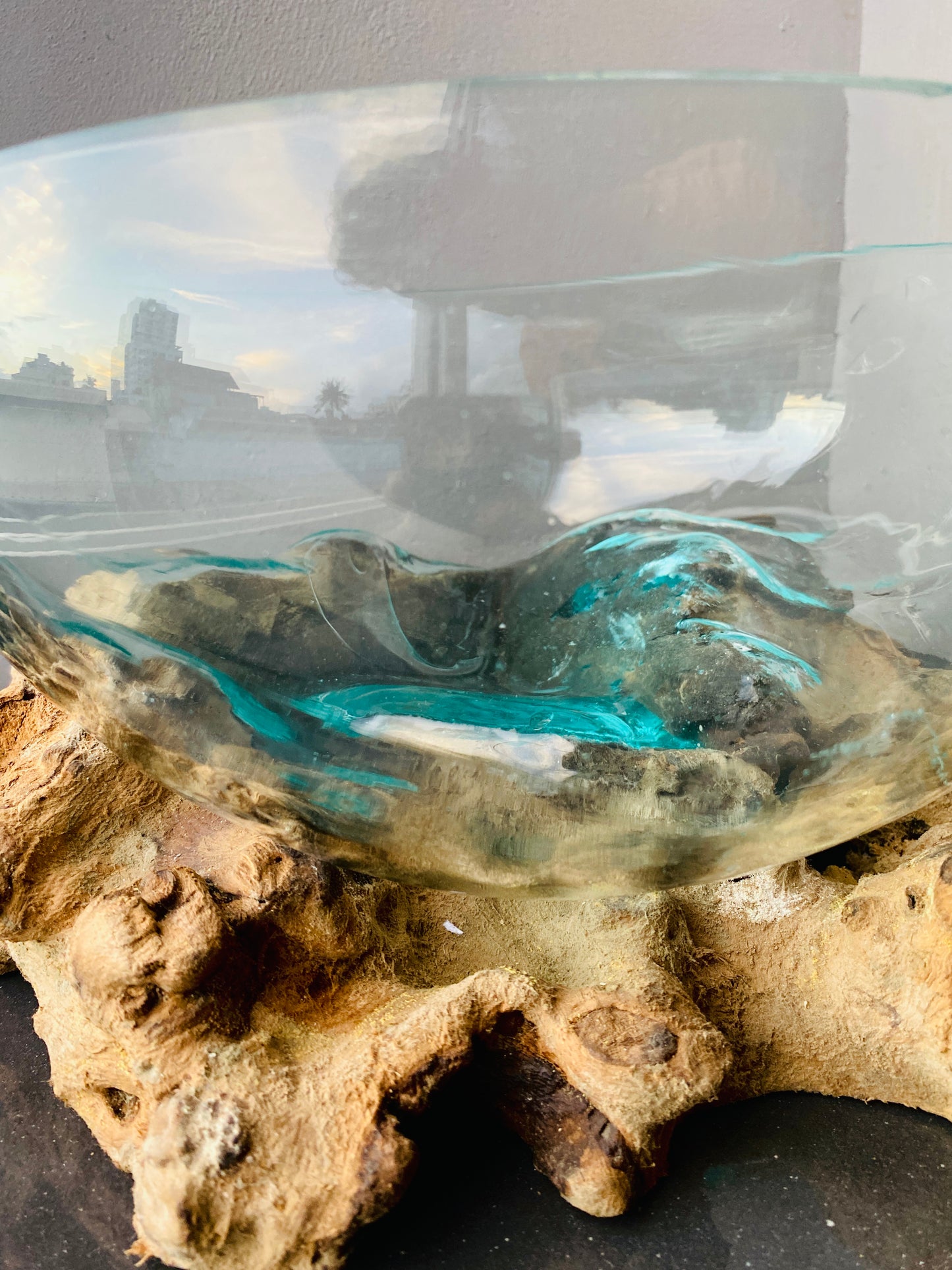 Molten Glass on polished teak Driftwood-Oceanbowl(medium)