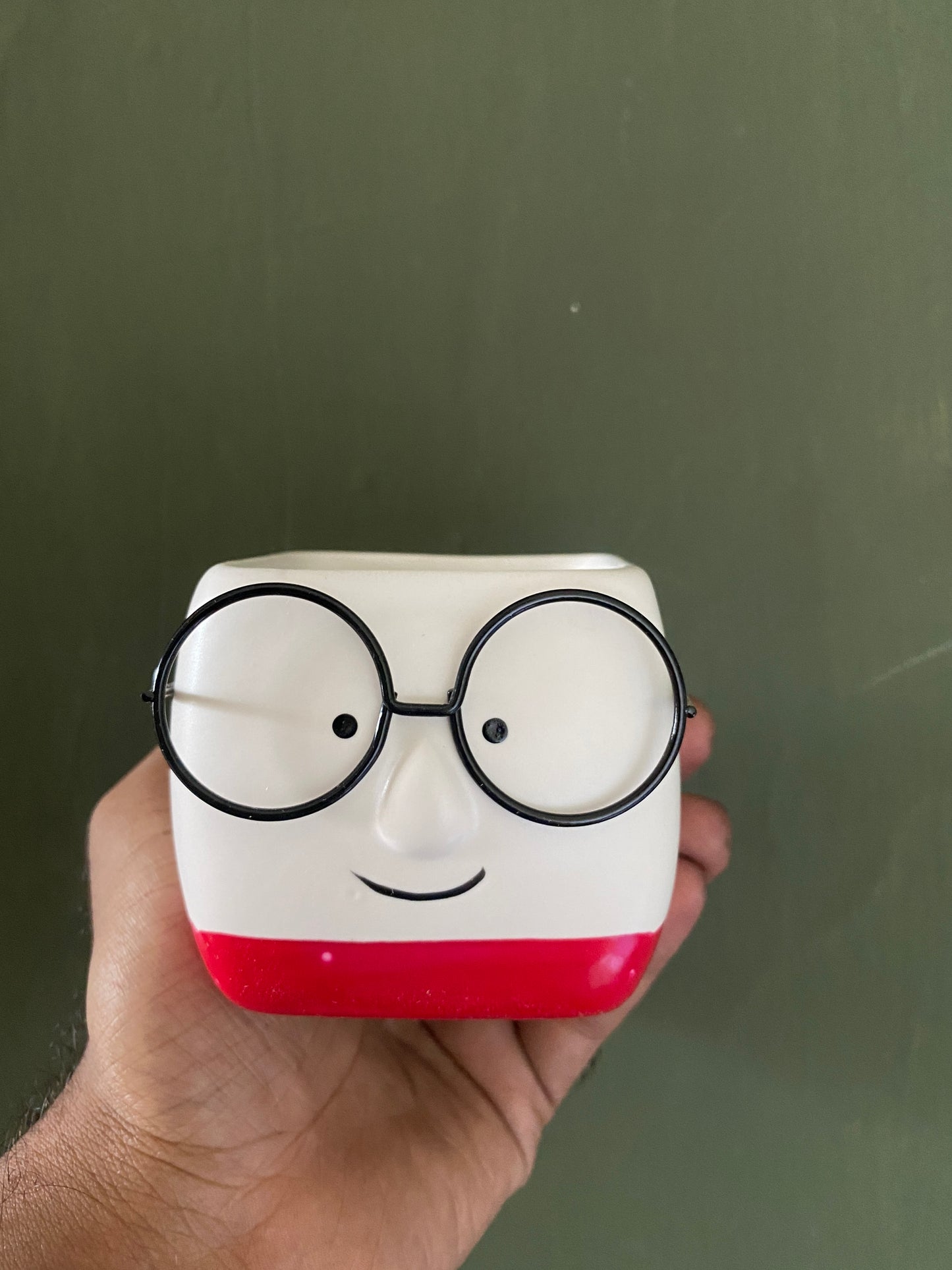 White red specs ceramic planter