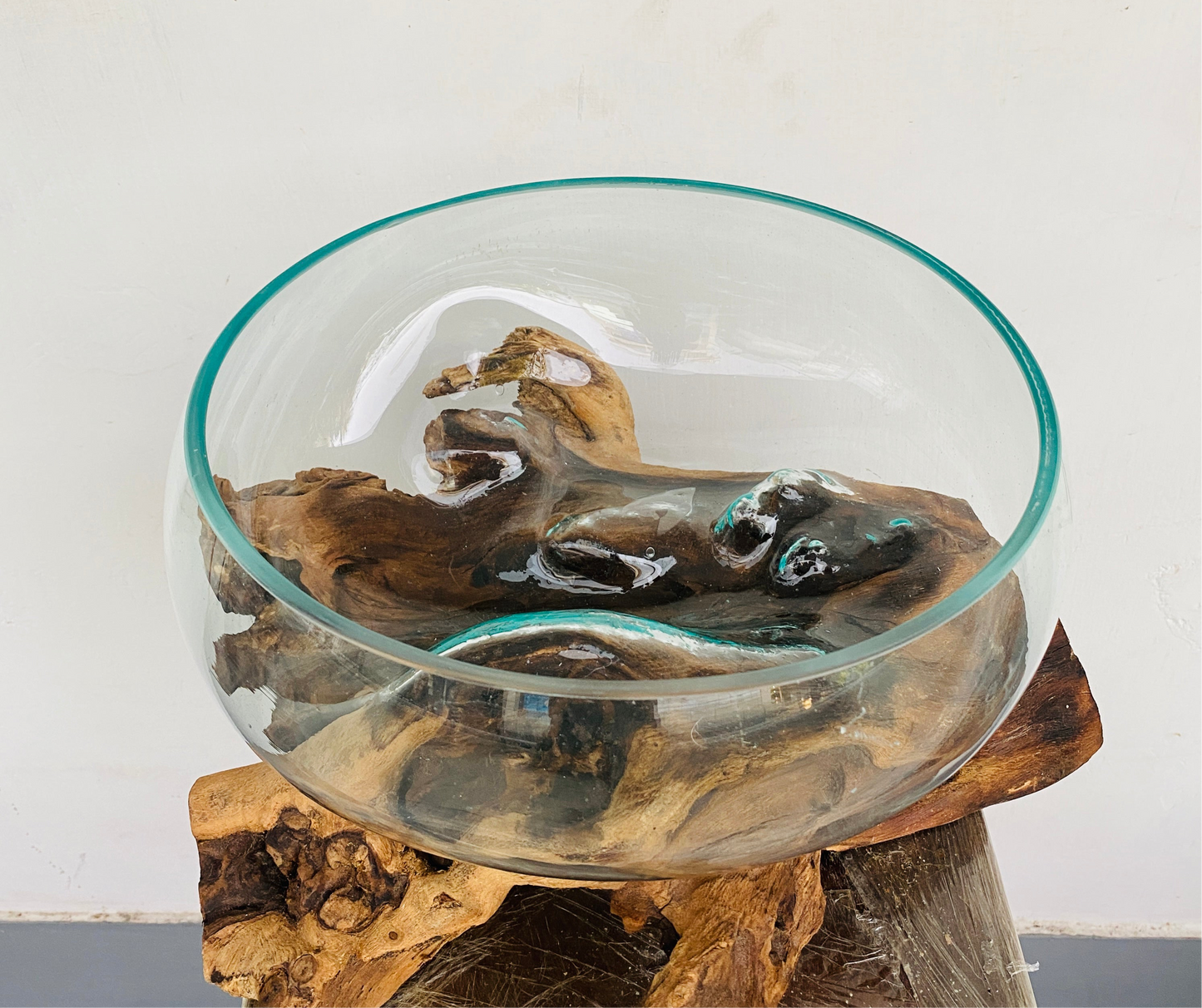 Molten Glass on polished teak Driftwood-Oceanbowl(medium)