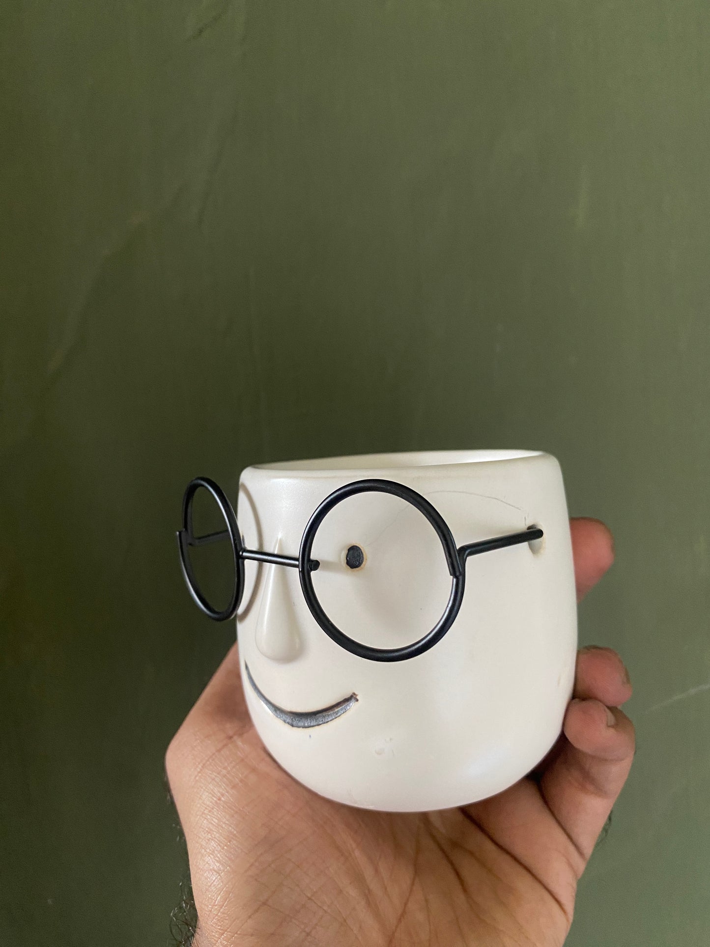 White specs ceramic planter