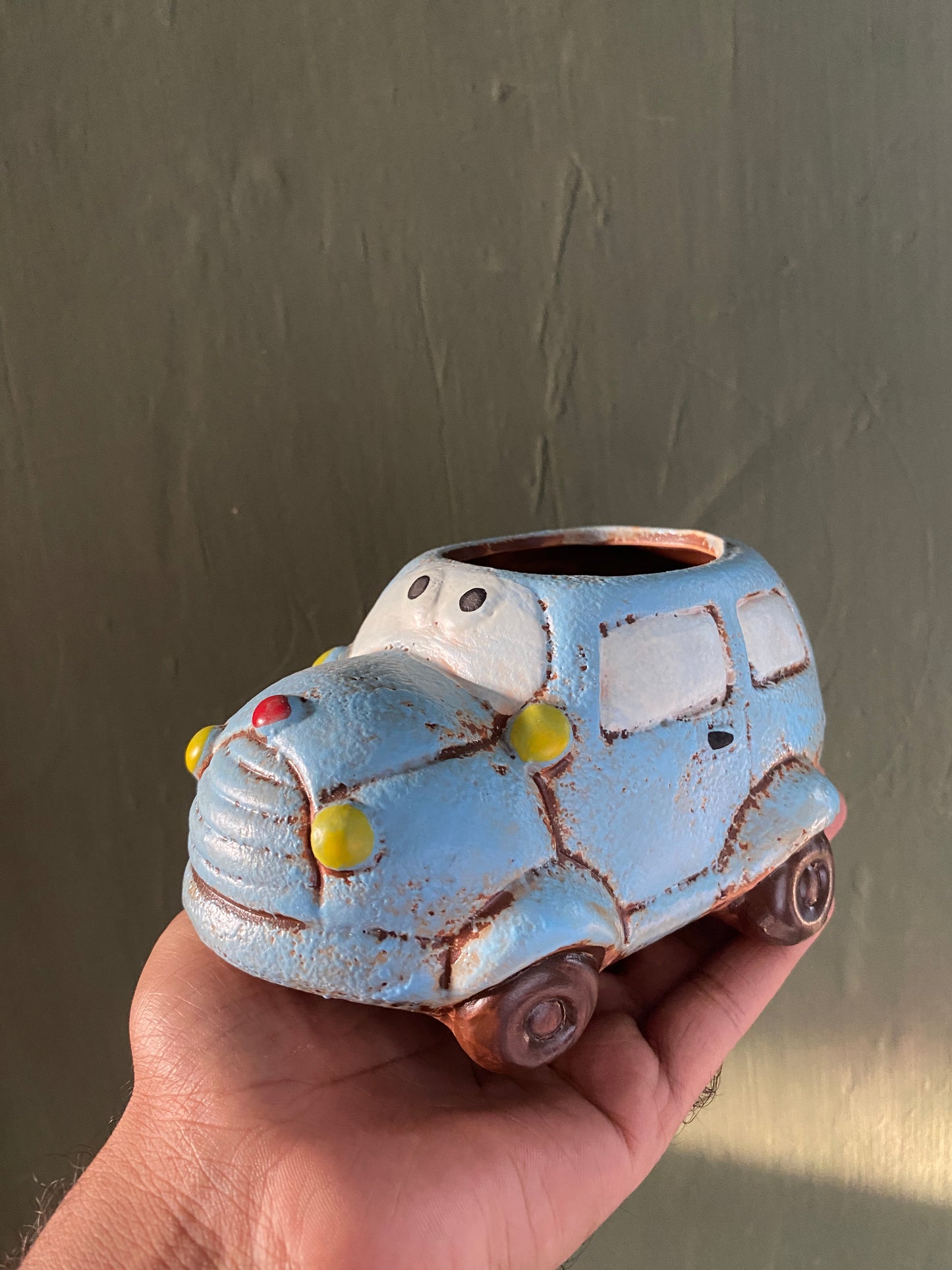 Blue car ceramic planter