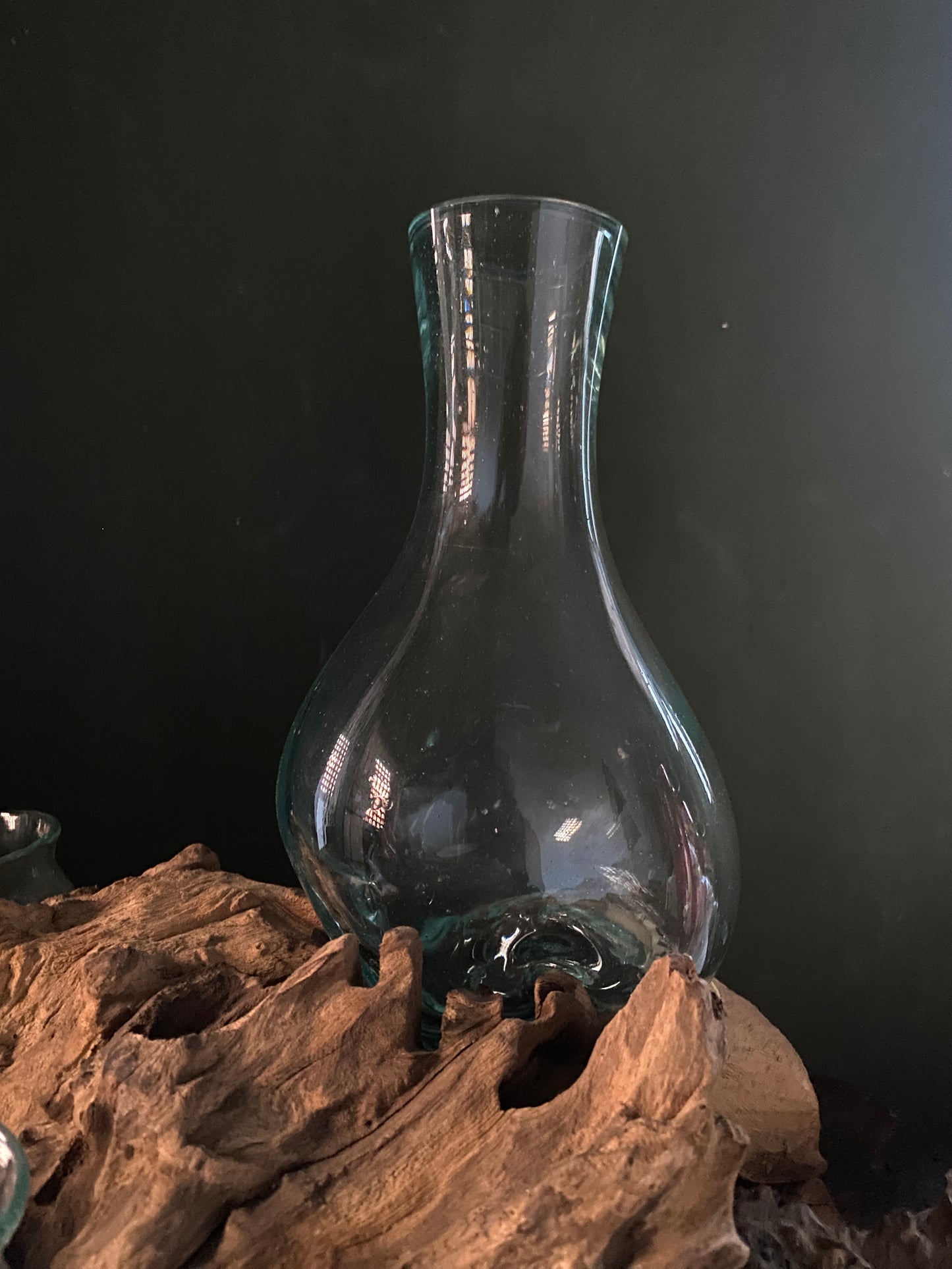 Big sized 3 moltenglass bowl on teak driftwood vase