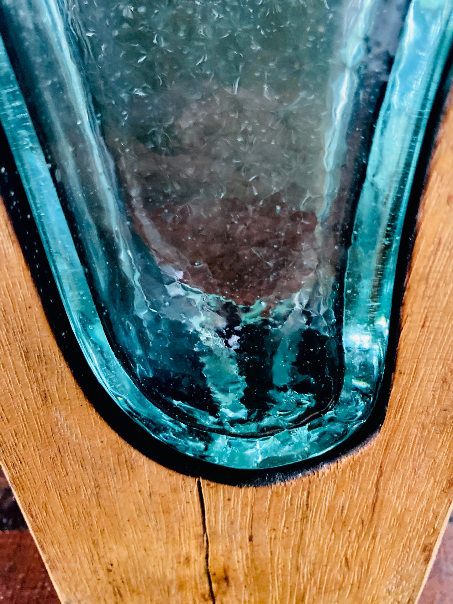Molten Glass on polished teak Driftwood-forestwall