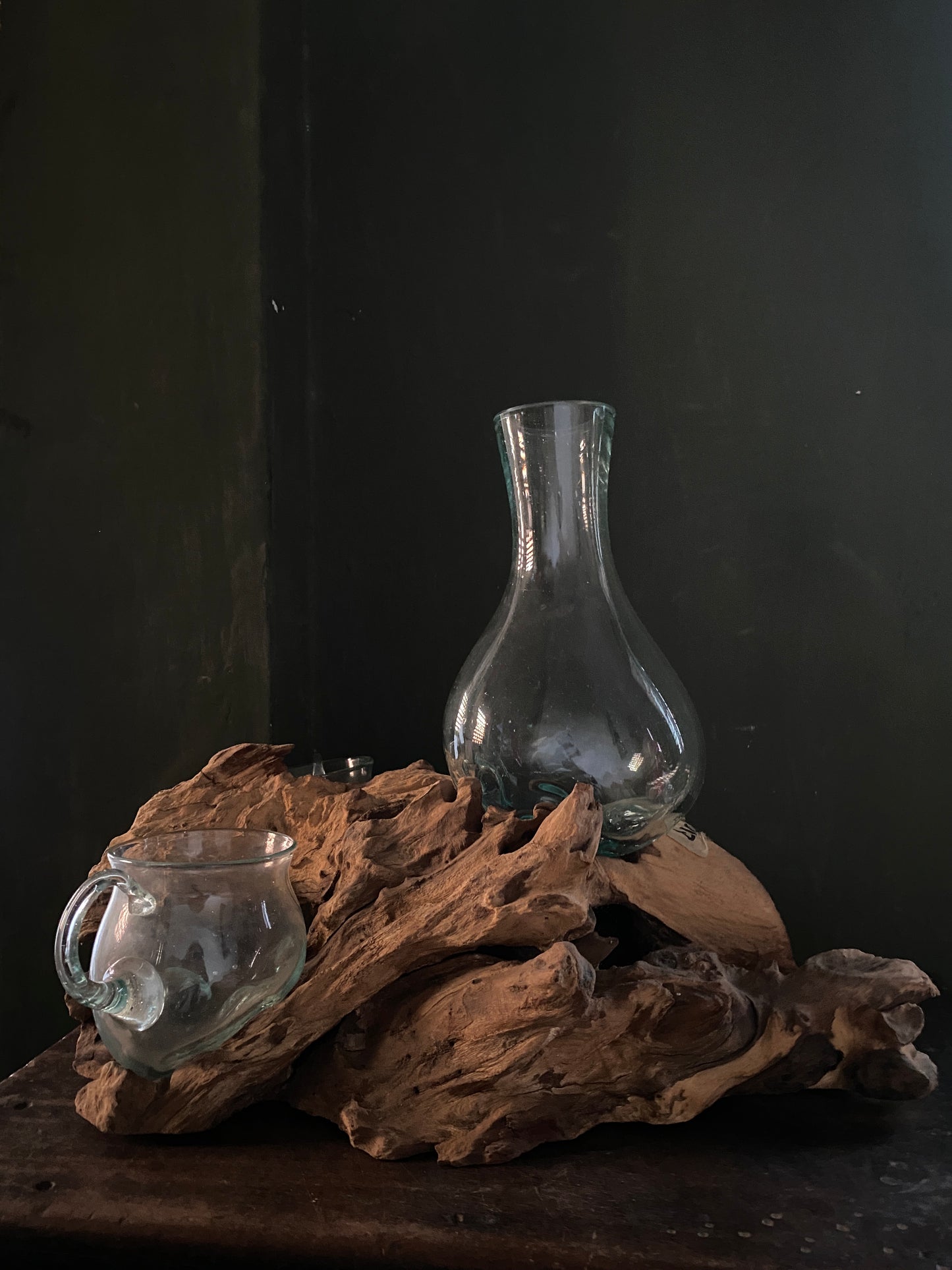 Big sized 3 moltenglass bowl on teak driftwood vase