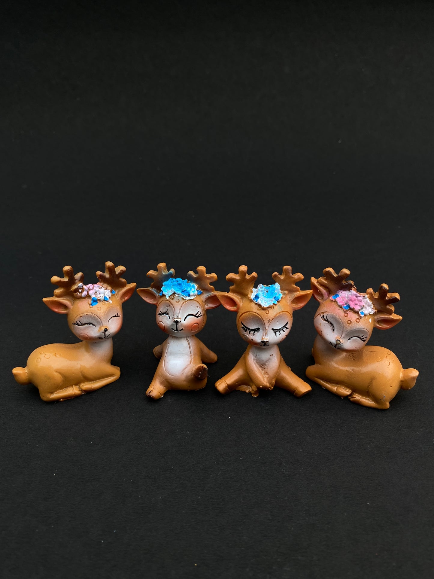 Set of 4 deer buddha polystone miniatures