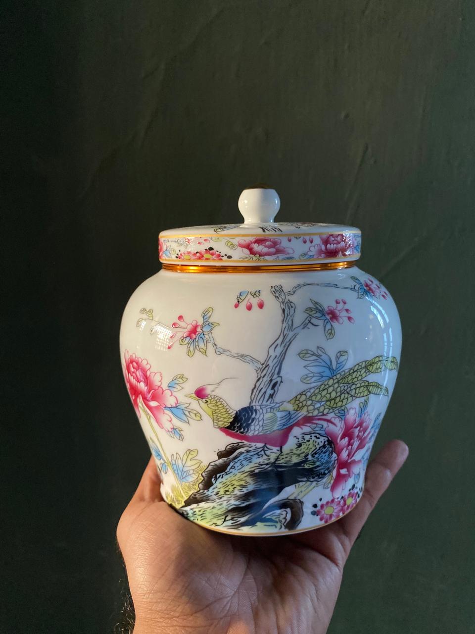 Imported Chinese Porcelain Tea ginger Jars With Lids Jingdezhen Hand-Painted bird floral Ceramic kitchen Storage Canisters Style white pottery golden top home decor Famille Enamel Container spices