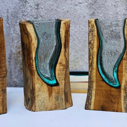 Molten Glass on polished teak Driftwood-forestwall