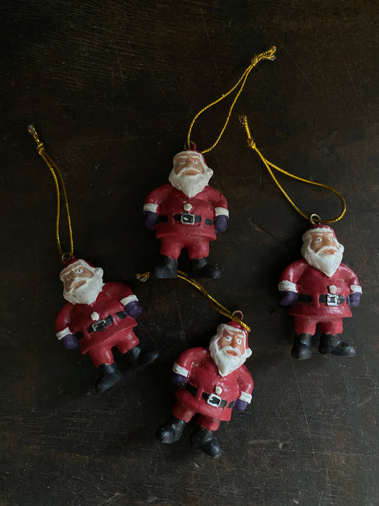 Christmas Polystone Santa Claus Ornament Set (Pack of 4) - Hand-Painted Miniature Christmas Tree Hanging Decorations