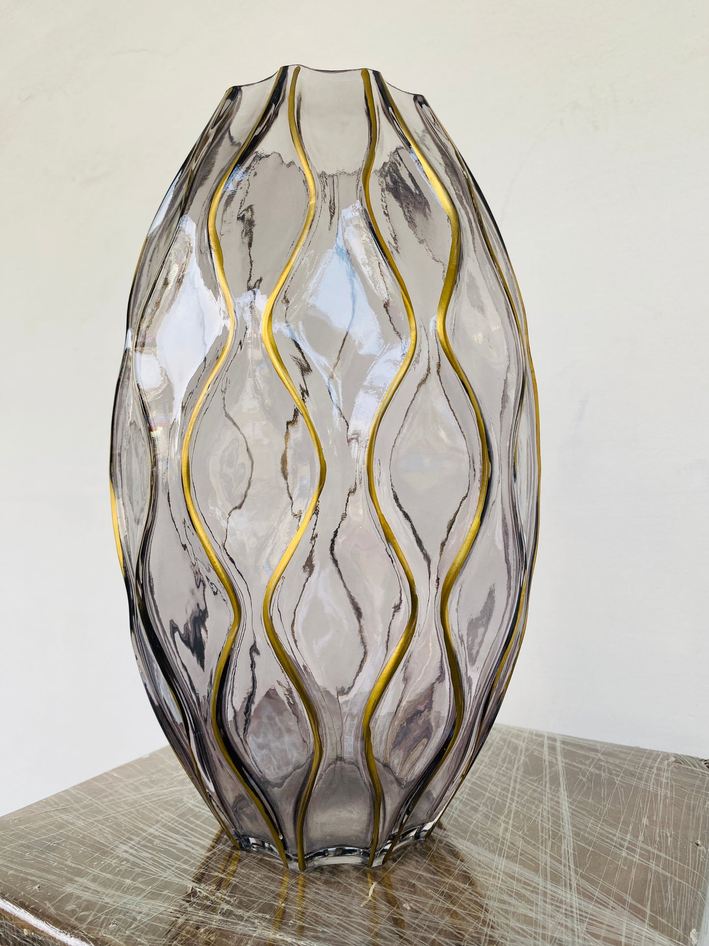 Premium Imported Designer Glass Vase showpiece– Limited Edition