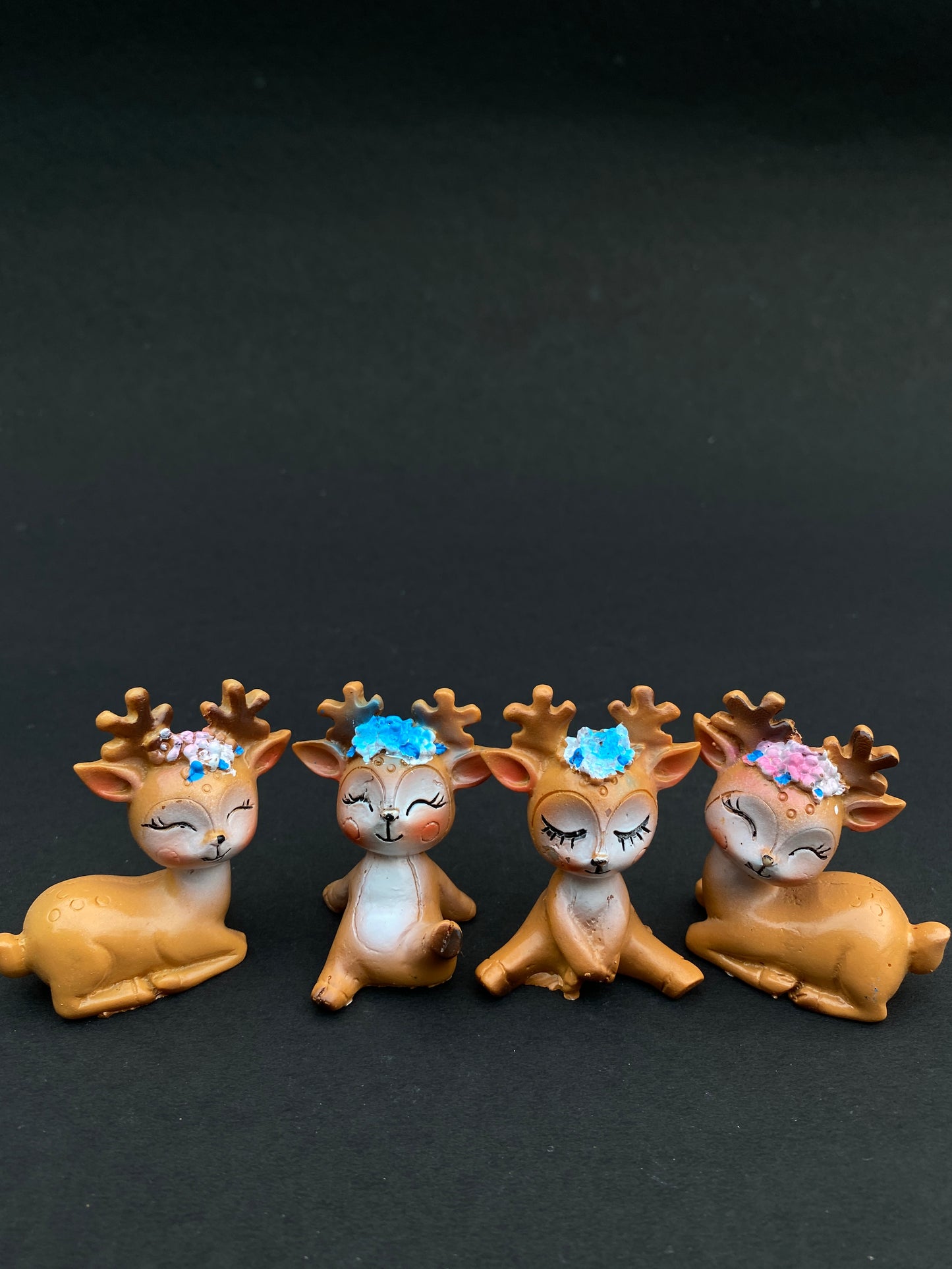 Set of 4 deer buddha polystone miniatures