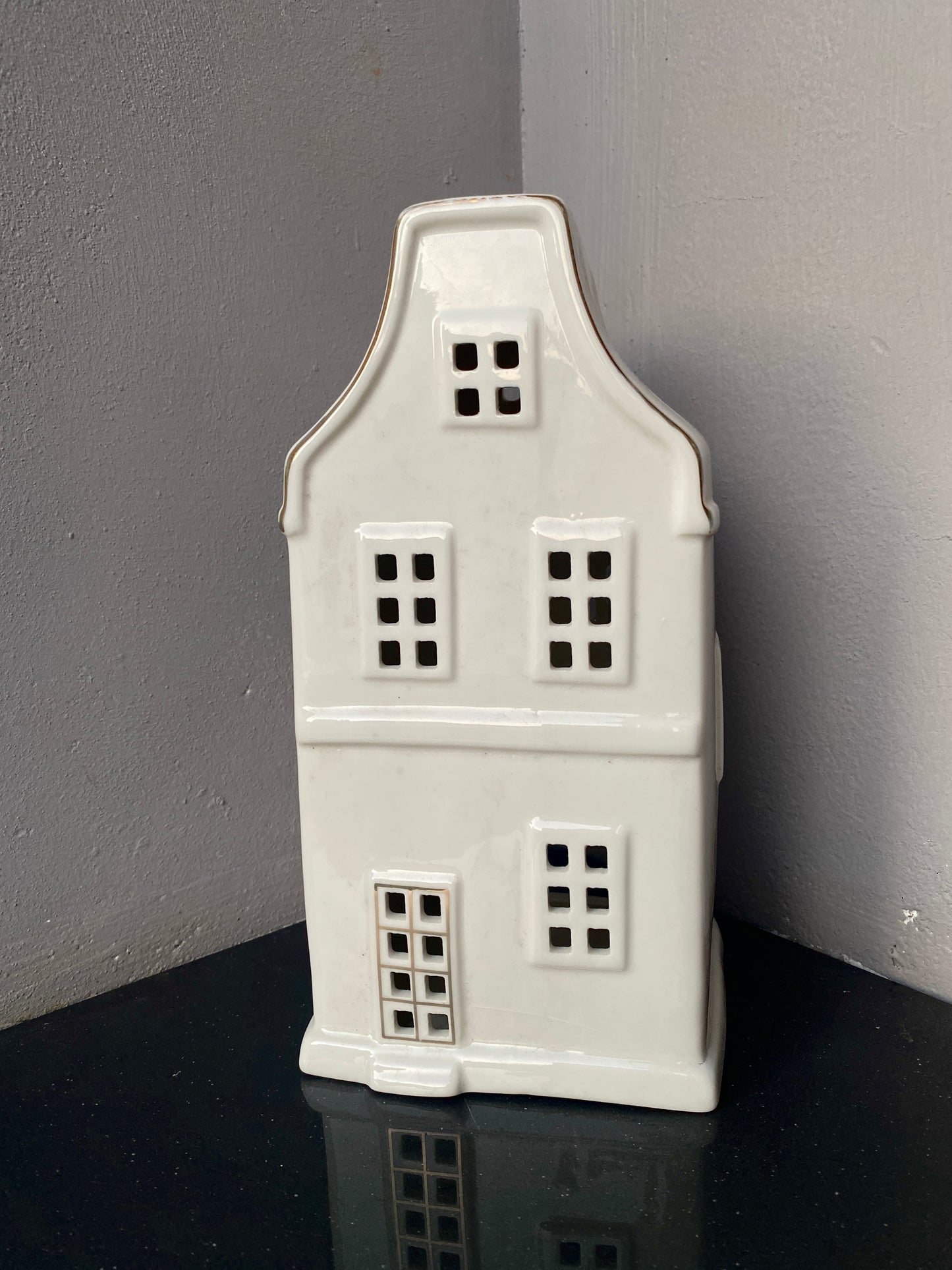 Amsterdam canal house themed Ceramic Tealight Candle White Christmas Home Decor big size Imported from netherlands