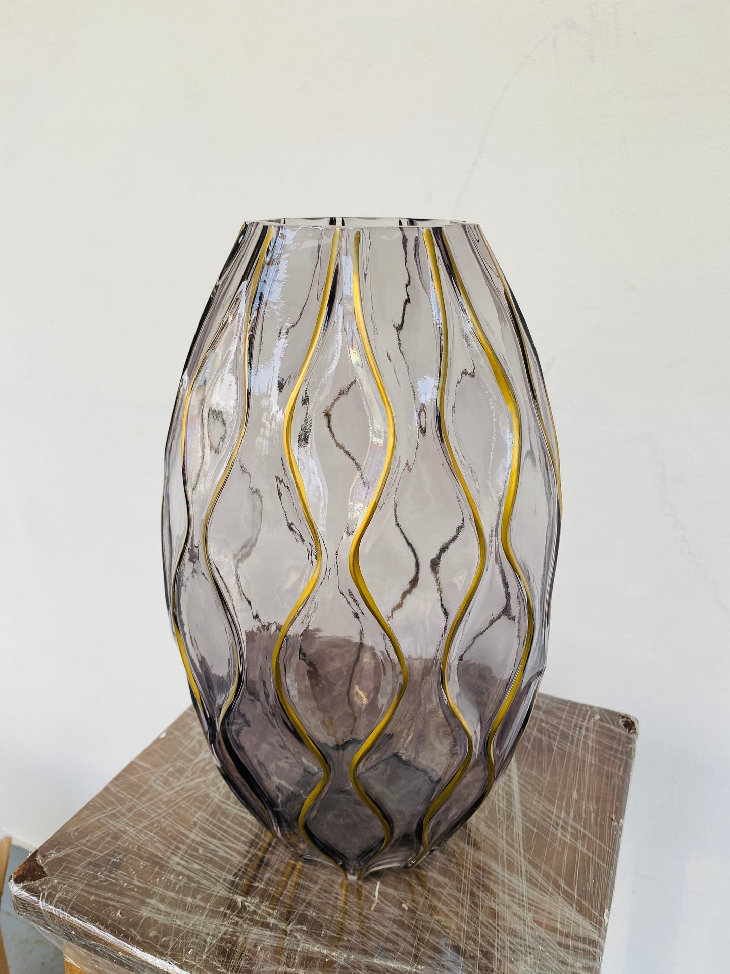 Premium Imported Designer Glass Vase showpiece– Limited Edition