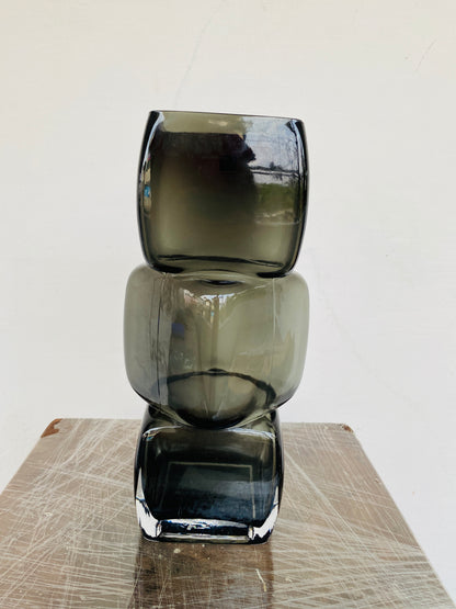 Premium Imported Designer black Glass Vase showpiece– Limited Edition