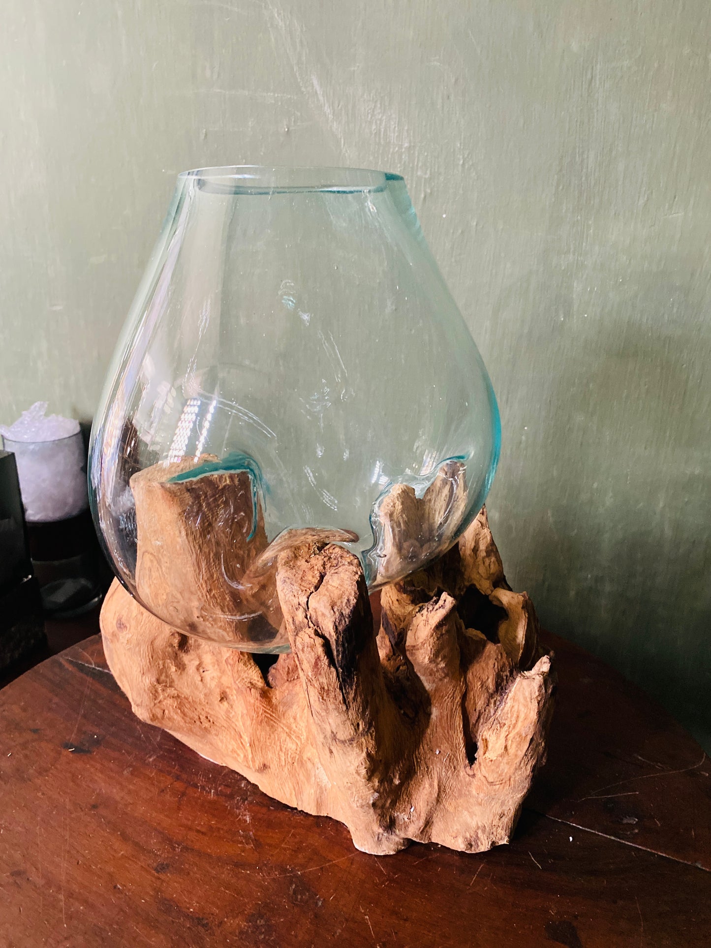 Wavecrest Molten Glass on Driftwood-Model 5