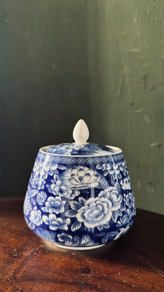 Chinese Porcelain Tea kitchen floral Jars With Lids –  Ceramic Tea Storage Canisters Airtight Container for Loose Tea, Sugar, Herbs