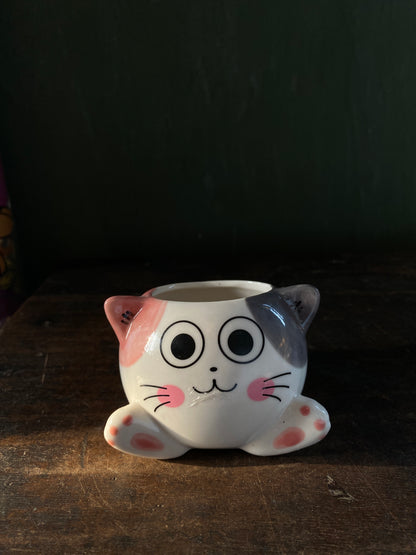 Cat ceramic planter