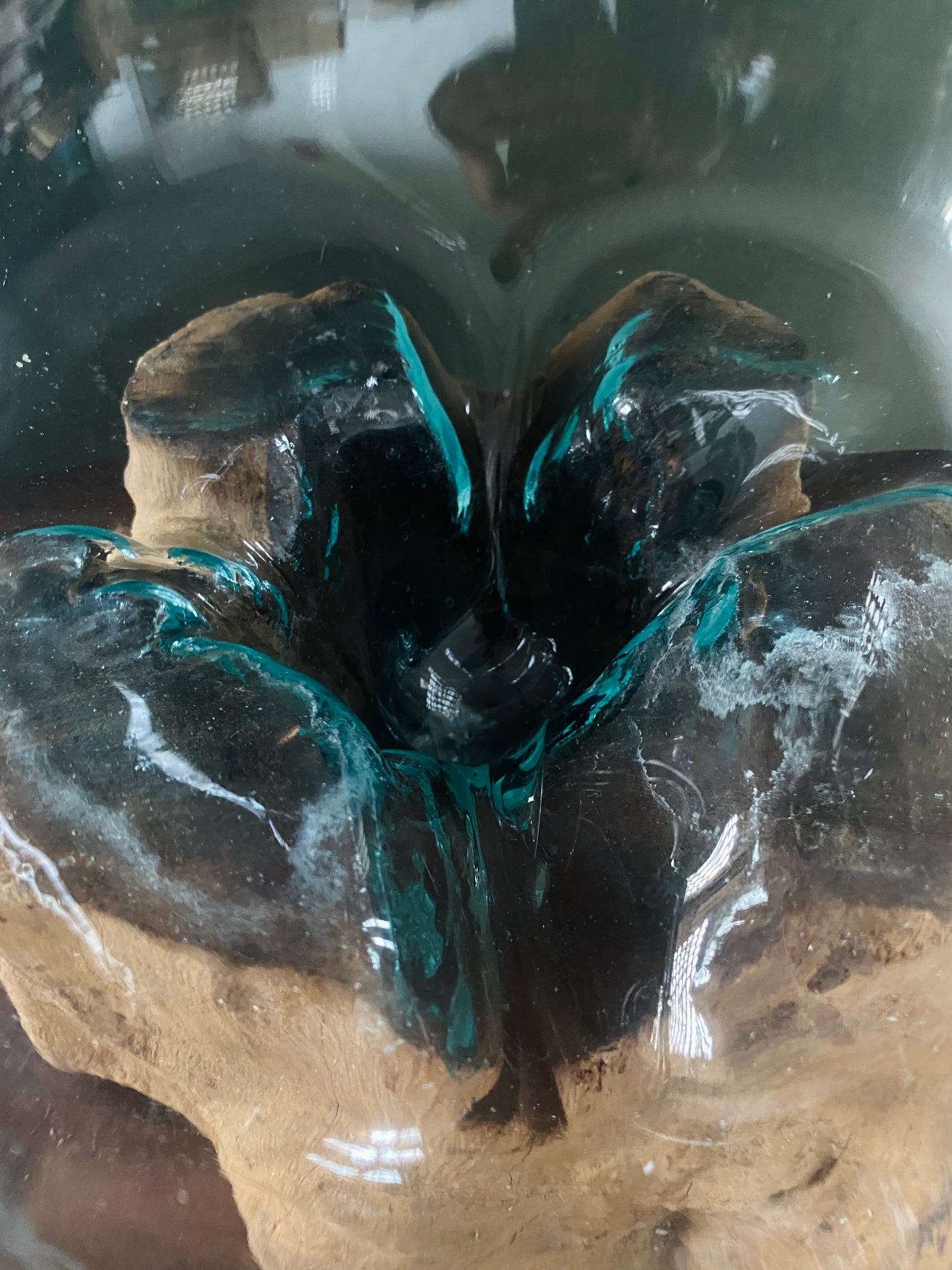 Wavecrest Molten Glass on Driftwood-Model 10