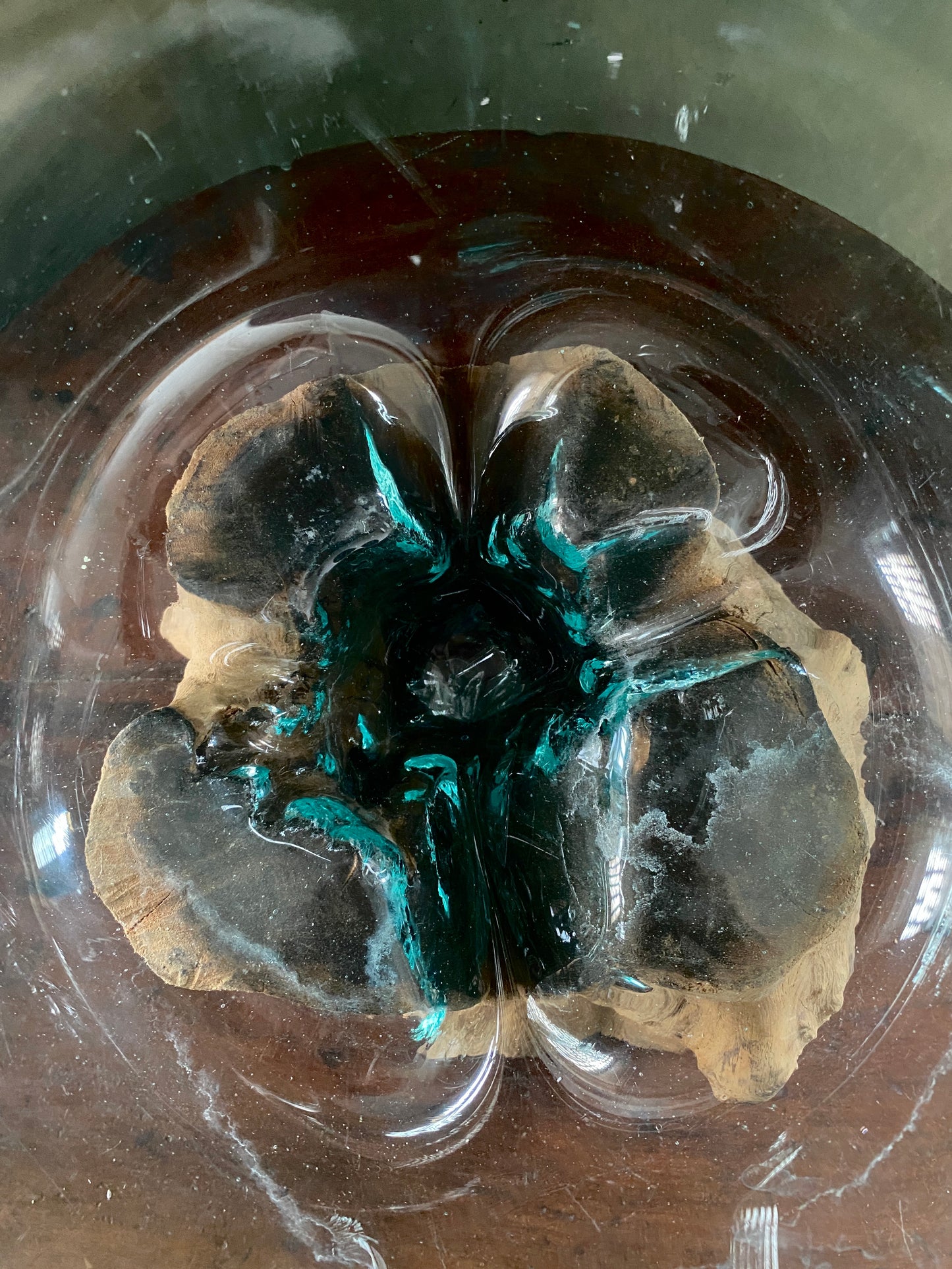 Wavecrest Molten Glass on Driftwood-Model 10