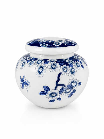 Imported blue&white Tea ginger Jars With Lids Jingdezhen butterfly floral Ceramic kitchen Storage Canisters Style Blue white pottery home decor