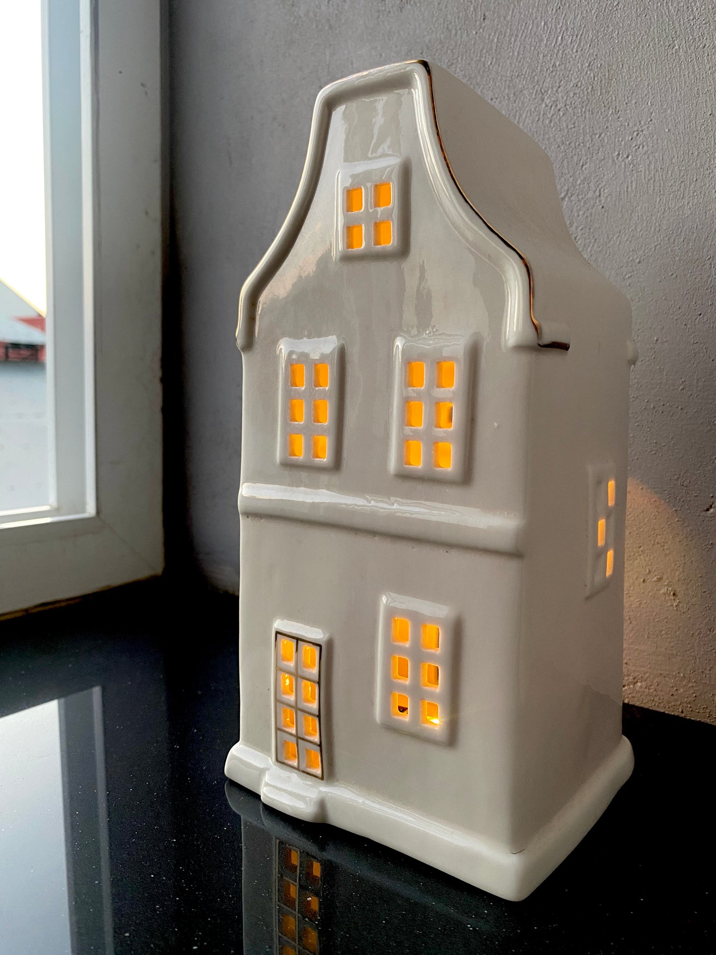 Amsterdam canal house themed Ceramic Tealight Candle White Christmas Home Decor big size Imported from netherlands