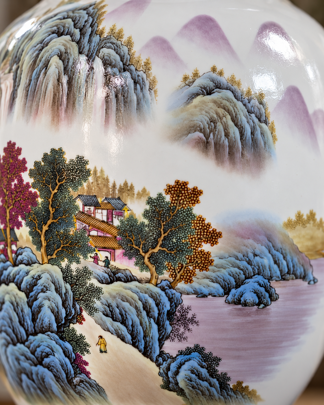 Traditional Landscape Ceramic Vase-Hidden Paradise