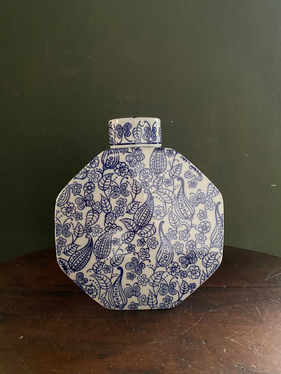 Imported ceramic tea ginger Jars With Lids Jingdezhen kitchen Storage Style Blue white pottery home decor