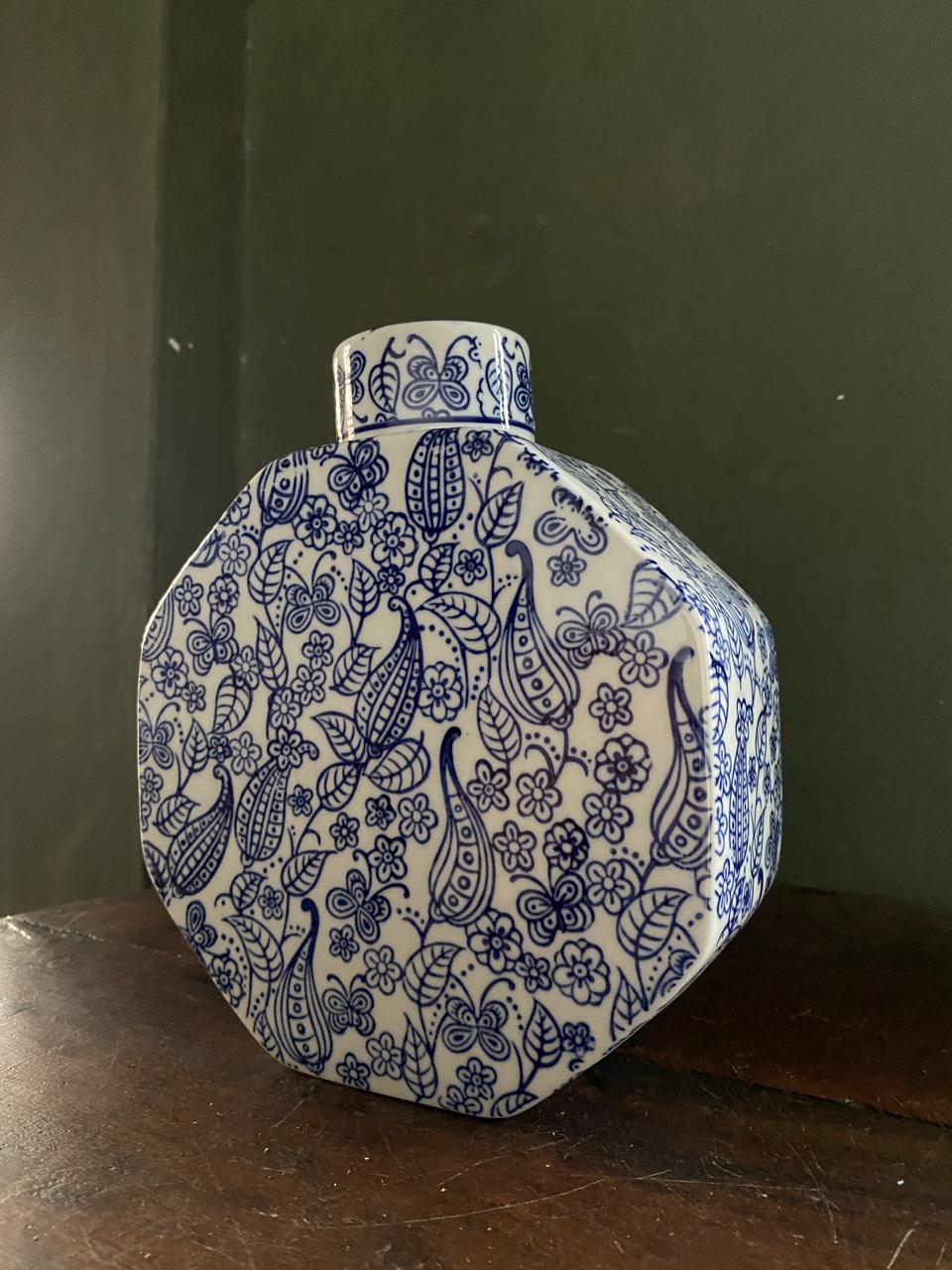 Imported ceramic tea ginger Jars With Lids Jingdezhen kitchen Storage Style Blue white pottery home decor