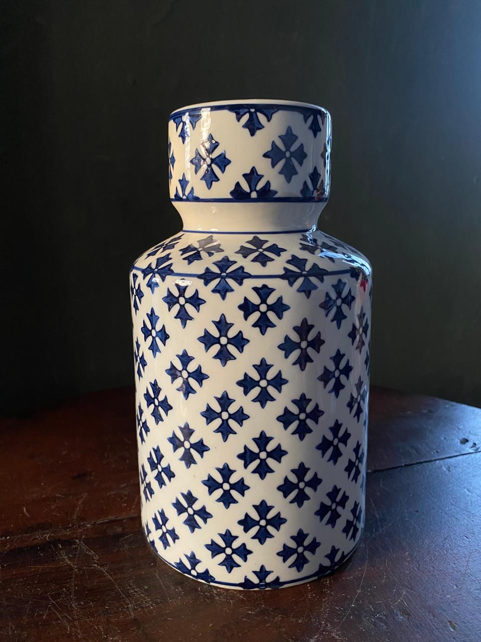 imported ceramic Decorative Luxury Blue White Chinese home decor Flower Vase