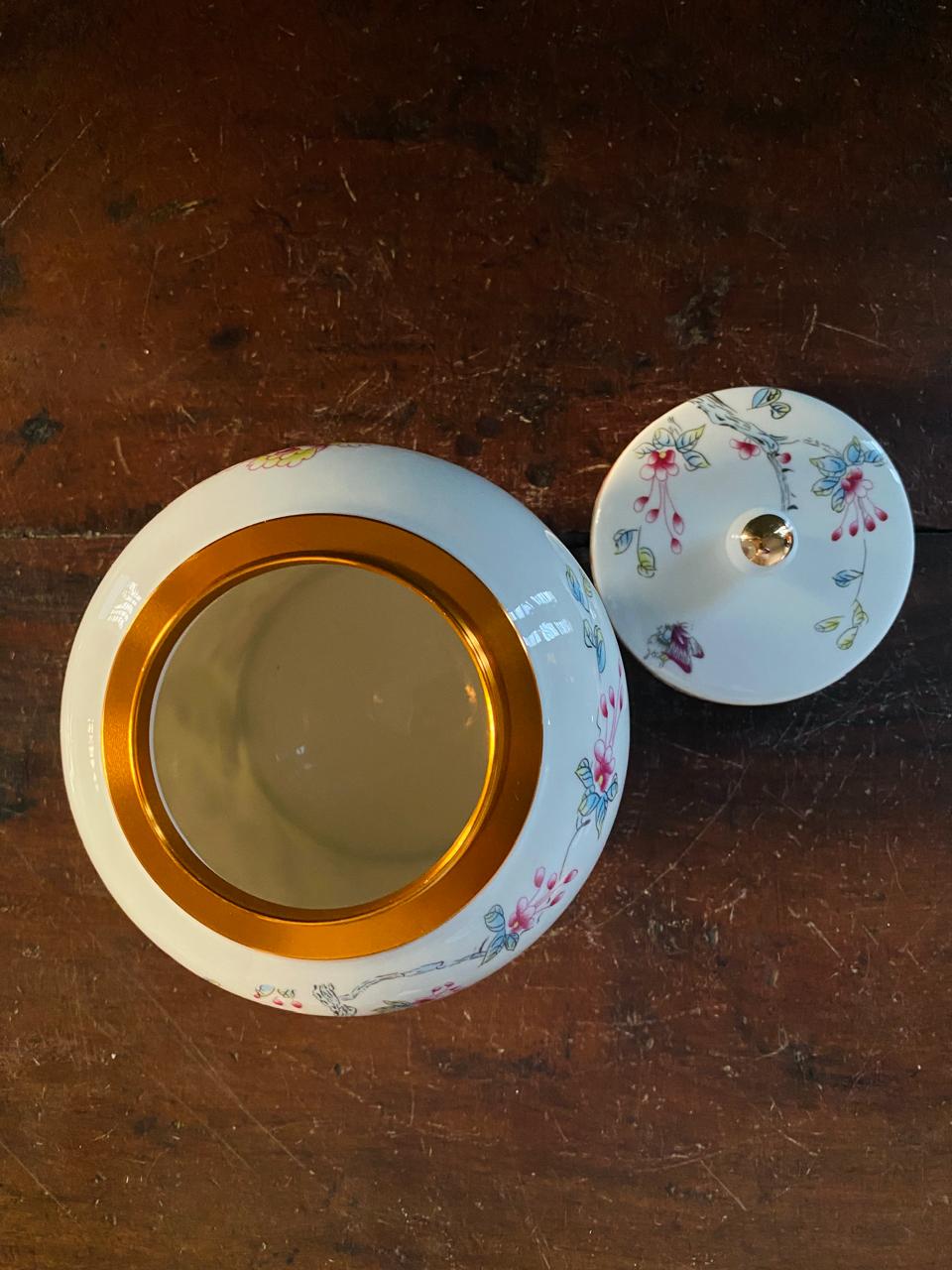 Imported Chinese Porcelain Tea ginger Jars With Lids Jingdezhen Hand-Painted bird floral Ceramic kitchen Storage Canisters Style white pottery golden top home decor Famille Enamel Container spices