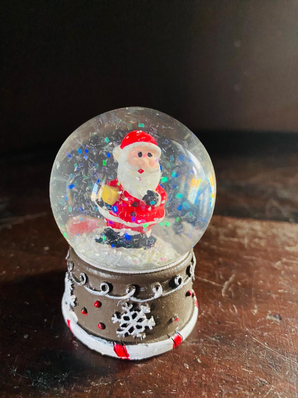Christmas Snow Globe Set of 2 – Santa & Gingerbread Man